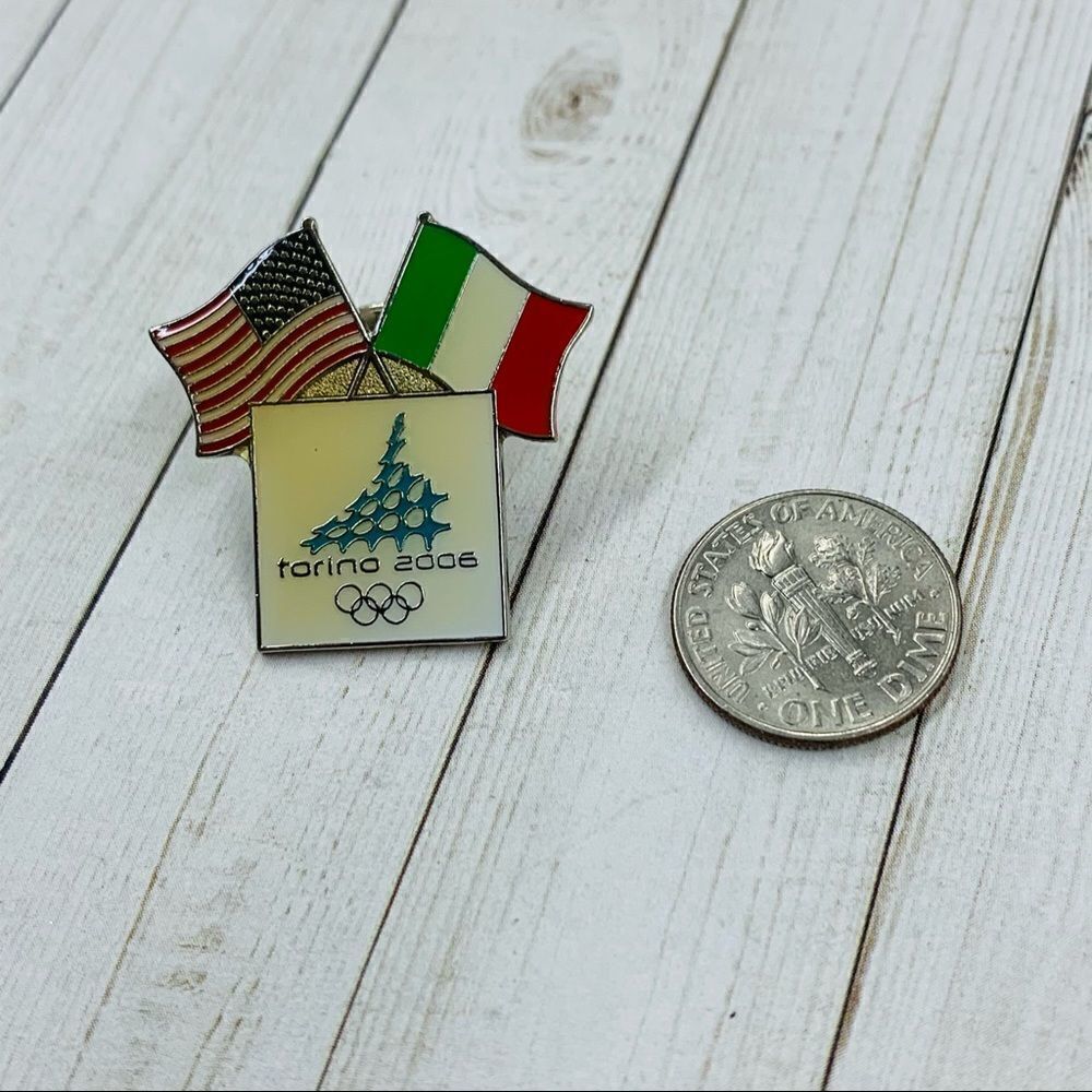 2006 Olympics Pin‎